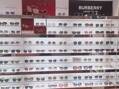 -LensCrafters亮视点·OAKLEY精选(静安嘉里中心店)
