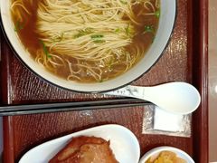 -百年老字号·观振兴蟹黄面·三虾面·苏式面(观前街富仁坊巷店)