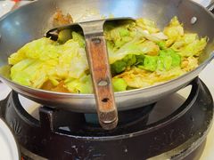 干锅包菜-老湘亲·品鉴湘菜(蔡塘爱琴海店)