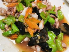 -宾朋海鲜特色美食餐厅·纯手工鲅鱼水饺(兴海路店)