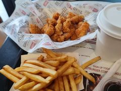-The Habit Burger Grill 哈比特汉堡(世博店)