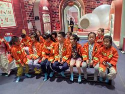 -奈尔宝家庭中心·亲子餐厅(华采天地店)