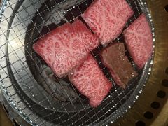 -山川小町·极番烧肉(新地假日广场店)