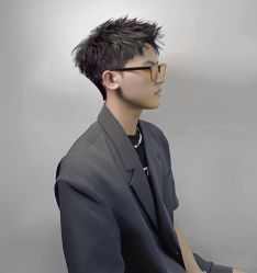 -尤司男士国潮理发馆