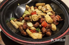 Black Pepper Stir-fried Pigeon with Mushrooms