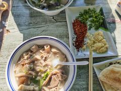 -岳记羊肠馆(陵园小区店)