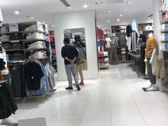 -优衣库(青岛伟东乐客城店)