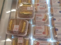 -红星前进面包牛奶公司(君太店)