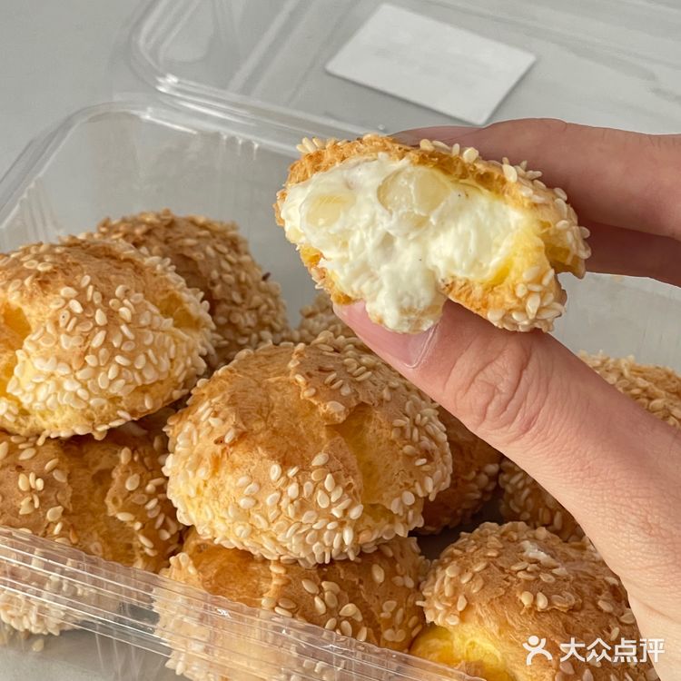 鲍师傅新品🔥马蹄爆爆珠泡芙‼️亲测好吃