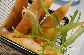 Fresh Shrimp Spring Rolls