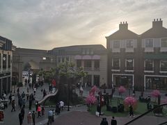 -王府井奥莱临潼小镇(临潼店)