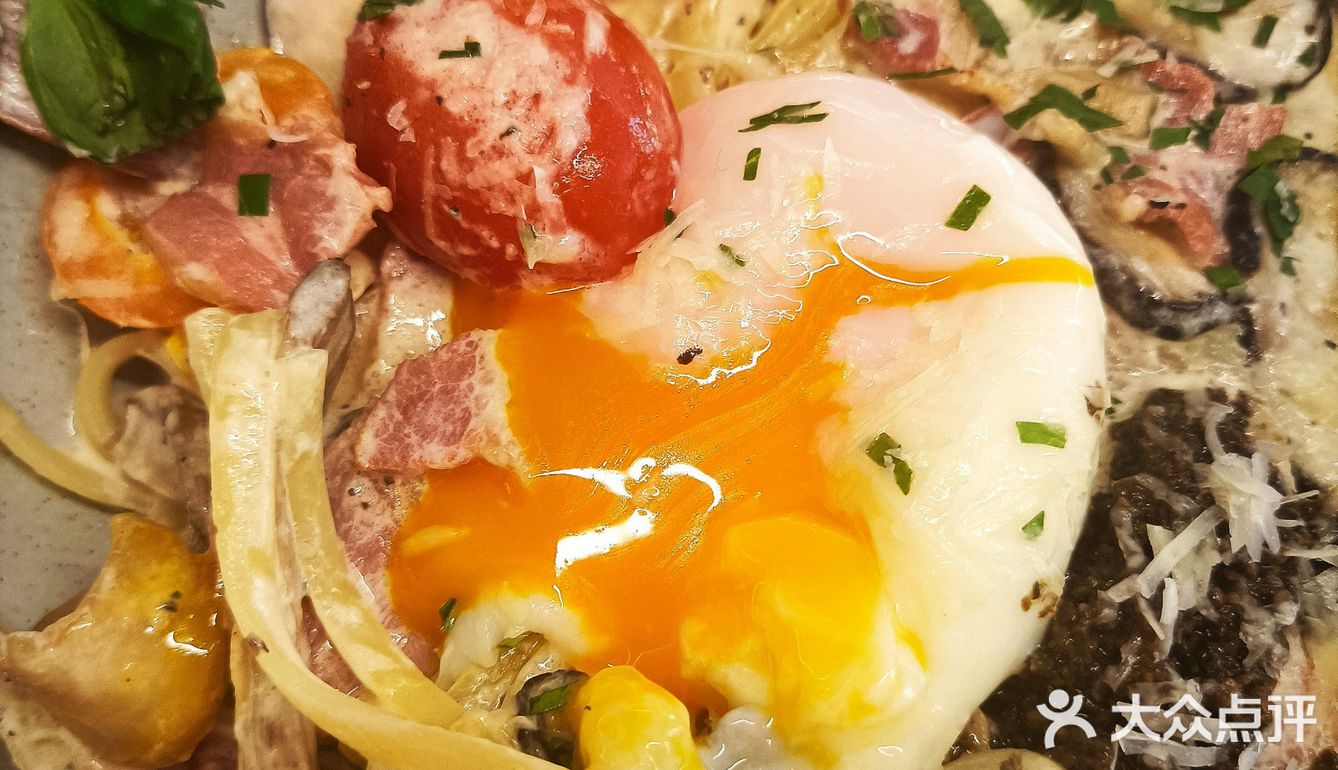 奶油培根意面