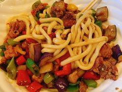 茄子肉丁小公鸡双拼拌面-文三里屯面馆(三里屯店)