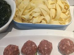 -乡土黄·鲜牛肉火锅·小龙虾(兴业街店)