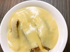 猪颈肉芝士捞公仔面-新记餐厅(香槟大厦店)