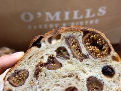 酸面团无花果面包-O'mills Sourdough Bakery&Bistro(永嘉路店)