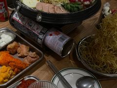 -WOW LUCKY创意韩料(龙阳广场店)