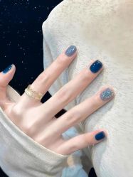 -悦指间美甲美睫