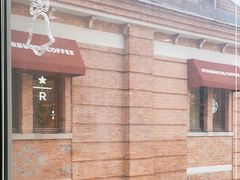 -星巴克臻选(上海中环广场2F店)
