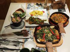 -云海肴·汽锅鸡·云南菜(天山百盛优客店)