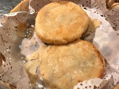 -老牌坊云南鱼豆花火锅(哈西万达店)