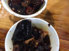 -越洋肖氏老米线(杨家坪店)