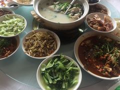 -天乐农家鱼头王(天目湖店)