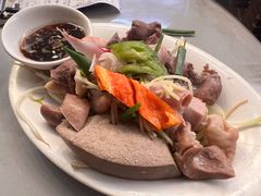 白灼猪杂-禄粥·广府味·煲仔粥·宵夜·明档现做(江南西店)