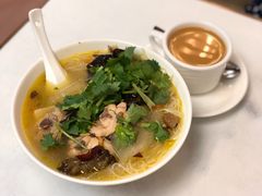 馳名雞湯米-荣晖咖啡美食(司打口店)