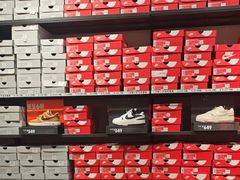 -NIKE上海青浦优选体验店