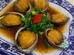 红烧鲍鱼-鑫悦楼煎蟹·16年海鲜大排档