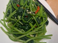 -年辉渔村·非遗传承餐厅(新丰江店)