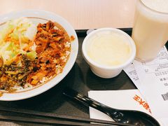 大王香菇卤肉饭-永和大王(中关二店)