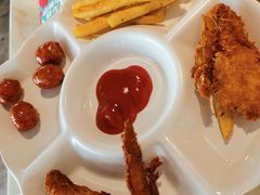 超值经典轻食拼盘-豪客来牛排(中央花苑店)