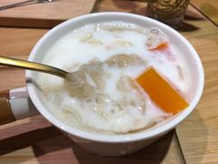鲜奶雪耳炖木瓜-炖物24章·顺时轻养茶(杭州保利时光里店)