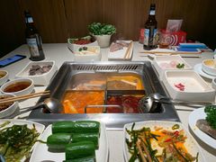-海底捞火锅鲜切牛肉主题店(长寿路店)