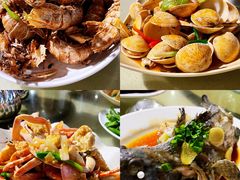 -三亚火车头万人海鲜广场