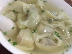 -陆氏馄饨(烟雨长廊店)