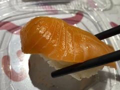 三文鱼寿司-争鲜回转寿司(流行前线店)