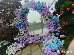 -七彩云南古滇温泉山庄