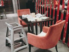-玥轩YUE HIN(IFS国际金融中心店)