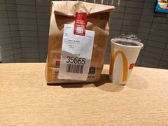 -麦当劳(徐汇漕溪北路百脑汇店)