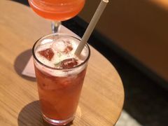 -星巴克臻选(上海合生汇1F店)