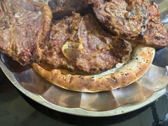 -烤肉小伙烤肉店