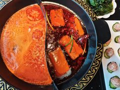 -三江两海老火锅(北京首店)