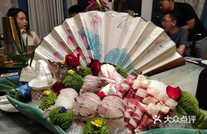 Yangcheng Lake Mandarin Fish and Wagyu Beef Hot Pot