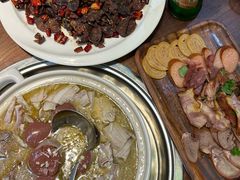 -大宝全猪馆(南京路店)