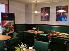 大堂-青年公社烤鸭(宝杨宝龙广场店)