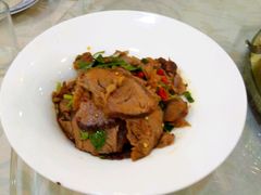 -马尔龙新疆饭店·清真(瑞景店)