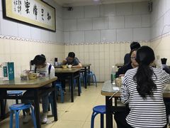 大堂-定家小酥肉·清真(回民街店)